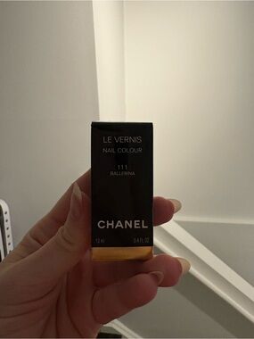 CHANEL Le Vernis Nail Colour - Soft Pink (Boxed)